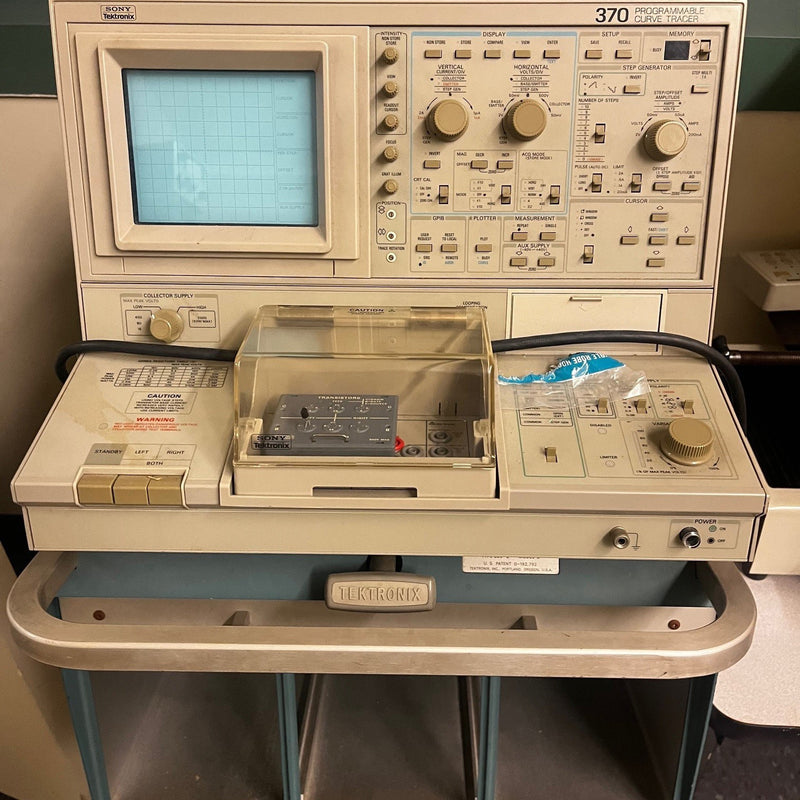 Tektronix 370 A Programmable Curve Tracer