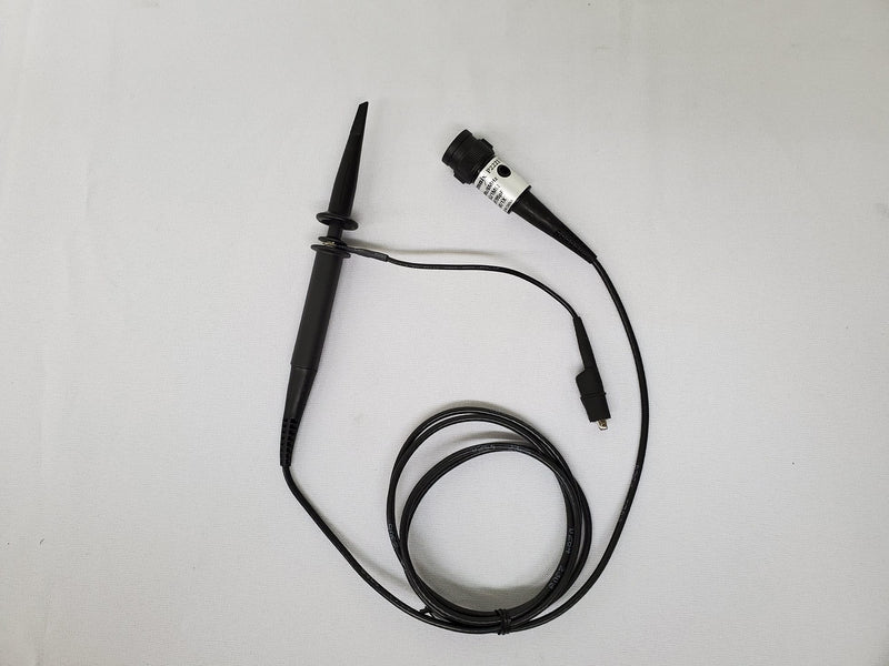 Tektronix P 2221 Passive Probe for Oscilloscope