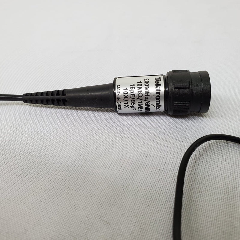 Tektronix P 2221 Passive Probe for Oscilloscope