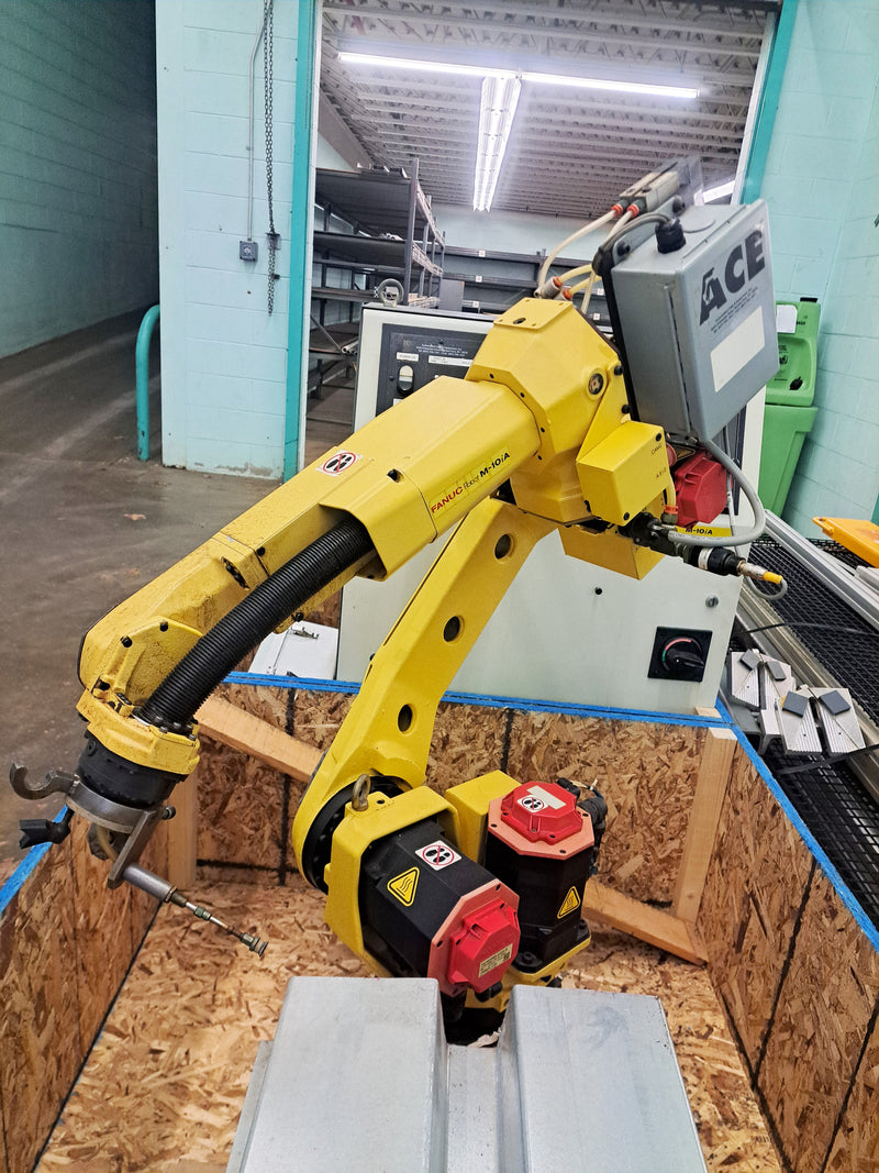 Fanuc M 10 iA Robot