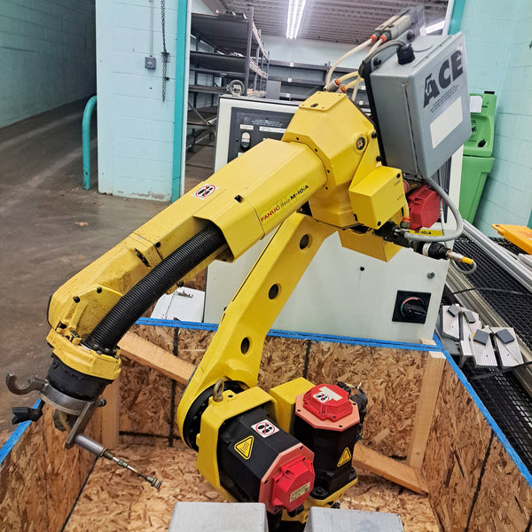 Fanuc M 10 iA Robot