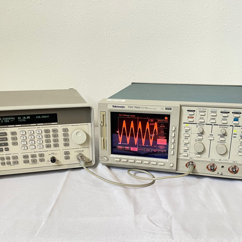 Agilent 8648 C Synthesized Signal Generator