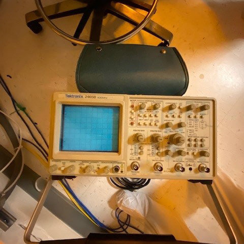 Tektronix 2465 B Oscilloscope