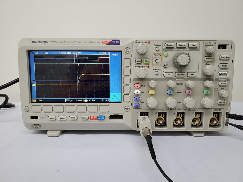 Tektronix MSO 2024 Mixed Signal Oscilloscope