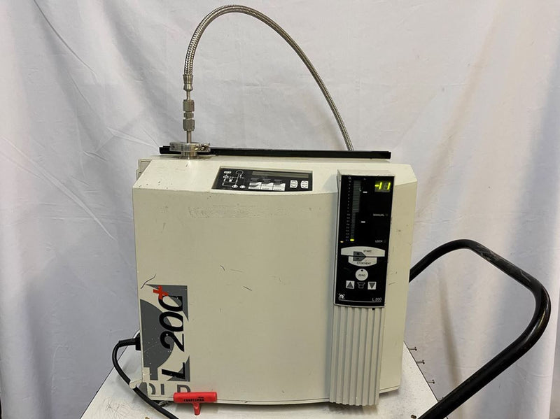 Leybold L 200 + Leak Detector