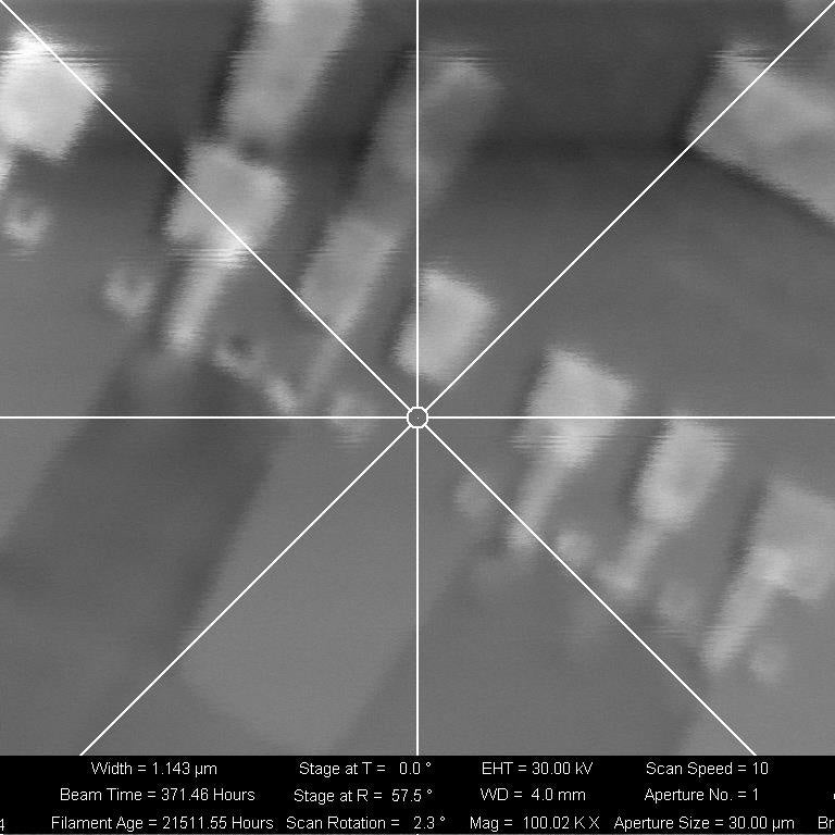 Zeiss 1540 EsB Dual Beam FIB-SEM