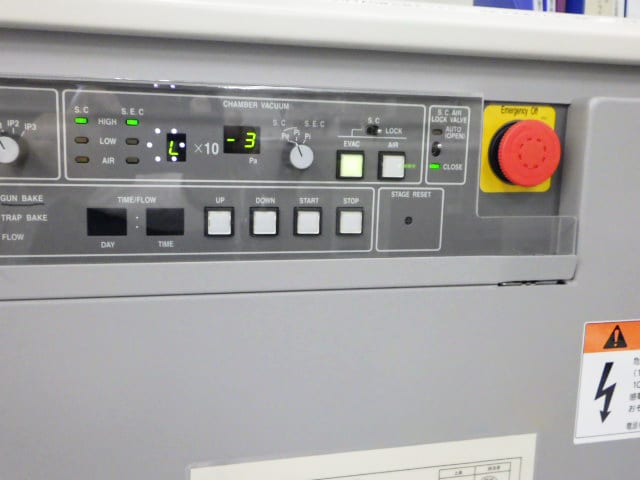 Hitachi 5200 FE-SEM