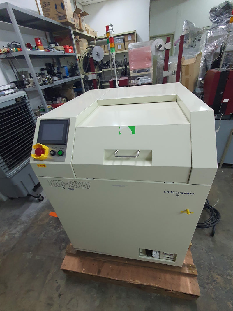 Lintec RAD 2010 M / 12 UV Irradiator