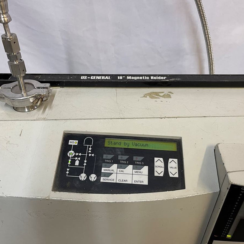 Leybold L 200 + Leak Detector