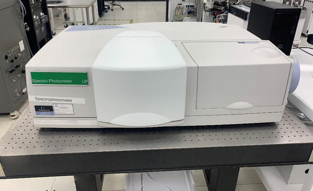 Perkin Elmer Lambda 1050 UV-VIS-NIR Spectrophotometer