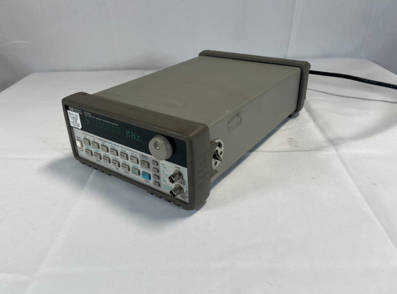 Agilent 33120 A Function / Arbitrary Waveform Generator