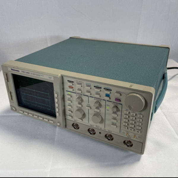 Tektronix TDS 540 C Four Channel Digitizing Oscilloscope With InstaVu Accusation