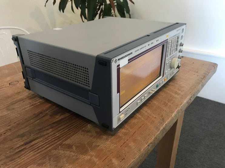 Rohde & Schwarz SMT 03 Analog Signal Generator