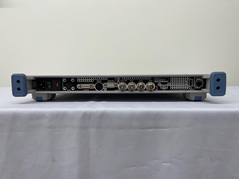 Rohde & Schwarz SFE 100 Test Transmitter