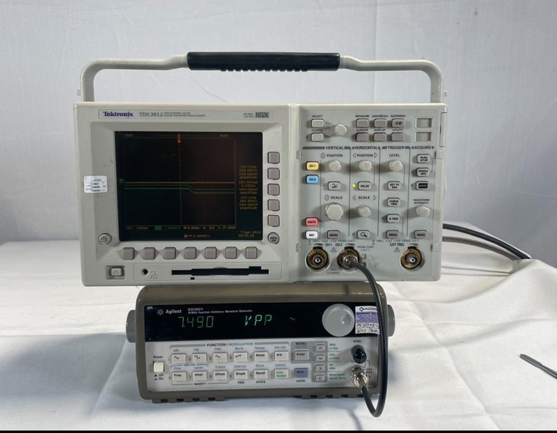 Tektronix TDS 3012 Digital Phosphor Oscilloscope