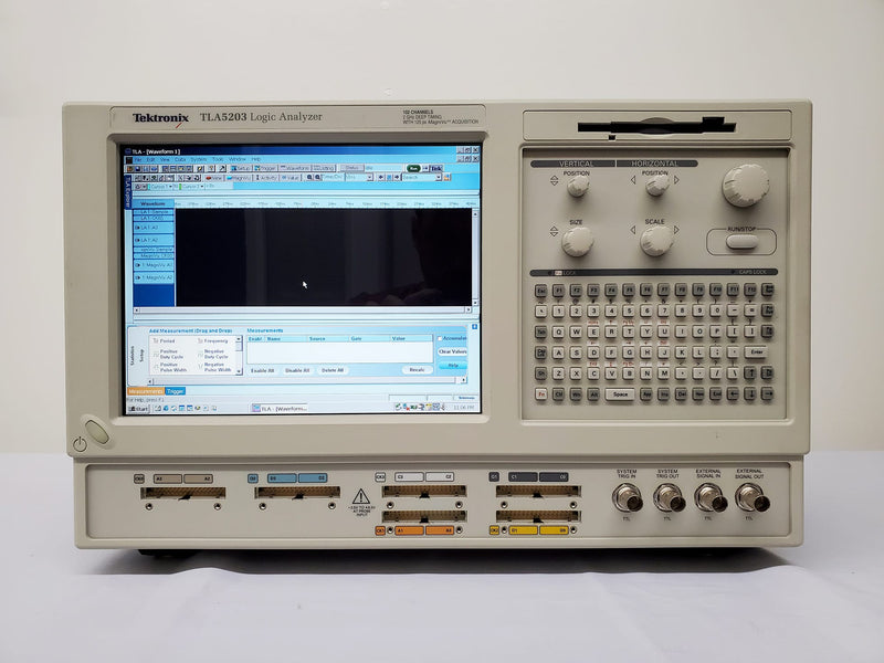 Tektronix TLA 5203 Logic Analyzer