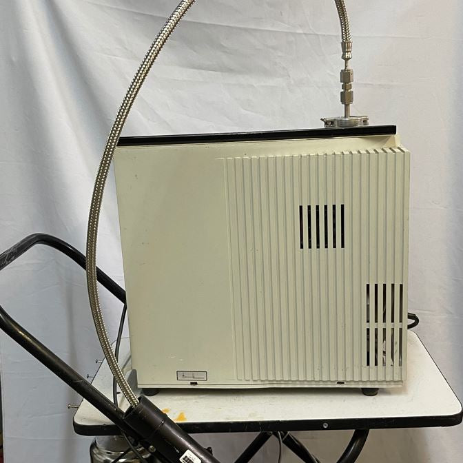 Leybold L 200 + Leak Detector