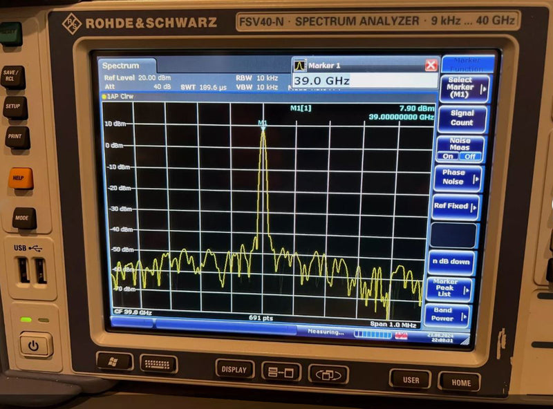 Rhode & Schwartz FSV 40 N Spectrum Analyzer