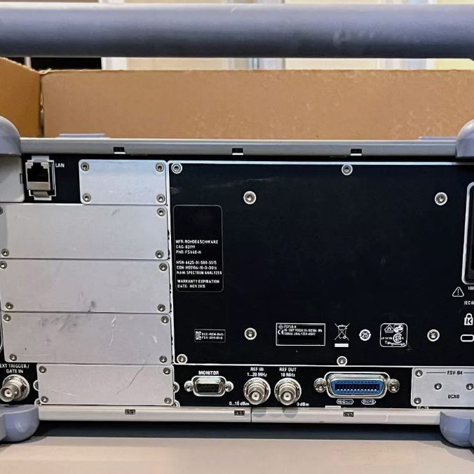 Rhode & Schwartz FSV 40 N Spectrum Analyzer