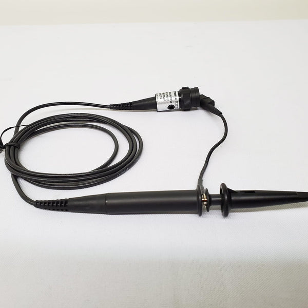 Tektronix P 2221 Passive Probe for Oscilloscope