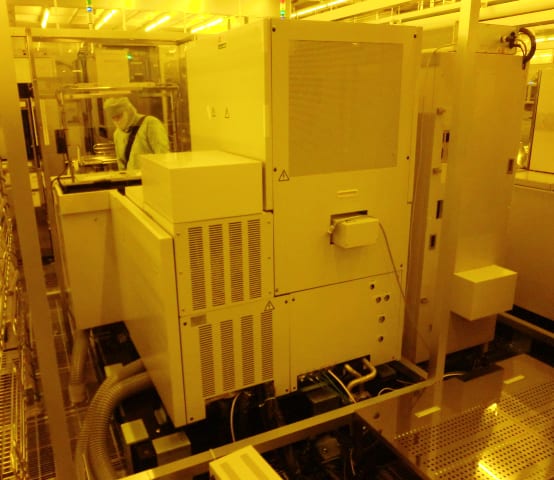 Hitachi S 8820 S SEM