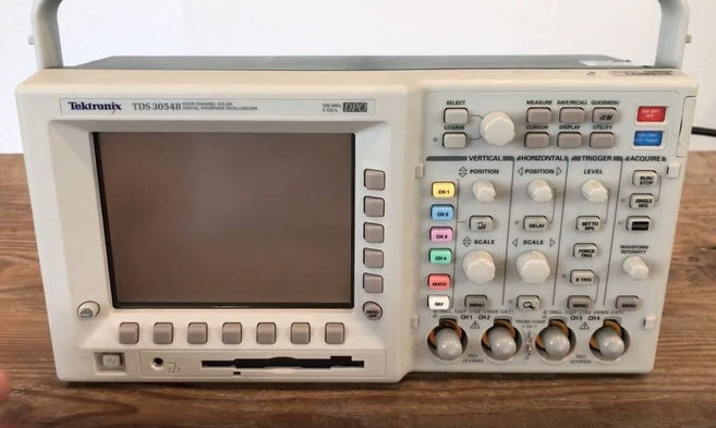 Tektronix TDS 3054 B Four Channel Color Digital Phosphor Oscilloscope