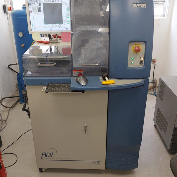 ADT 7100 Dicing Saw