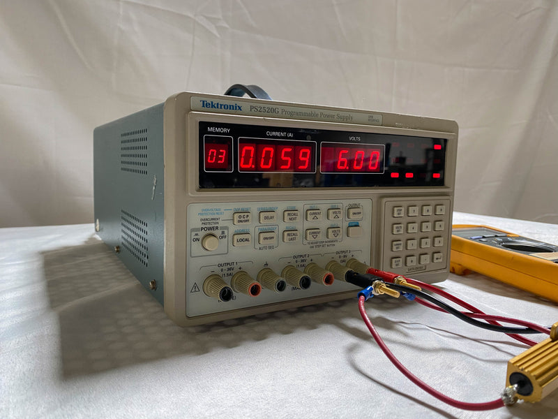 Tektronix PS 2520 G Programmable Power Supply