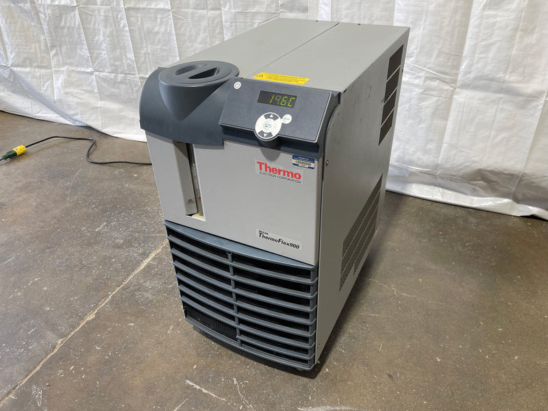 Thermo Scientific Thermoflex 900 Recirculating Chiller