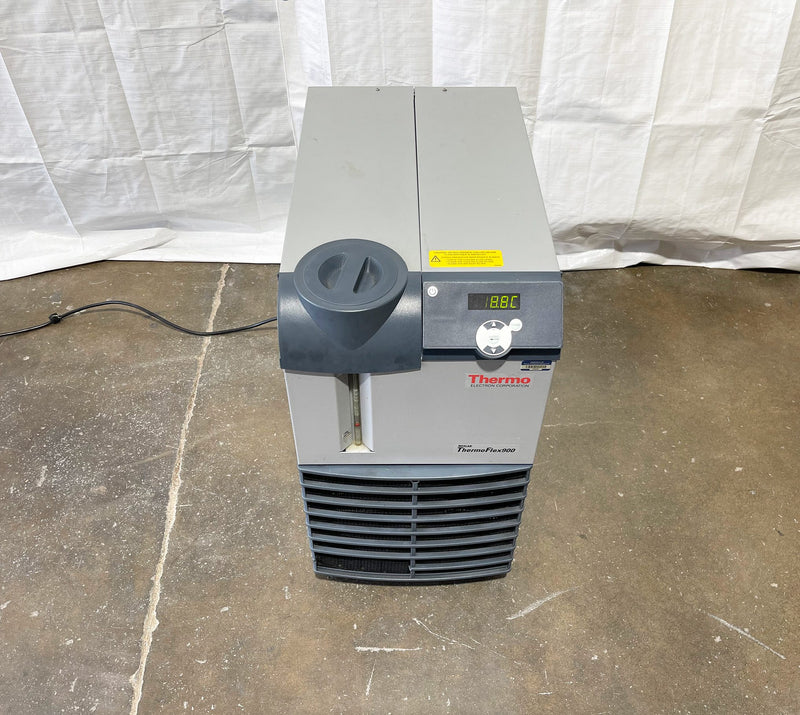 Thermo Scientific Thermoflex 900 Recirculating Chiller