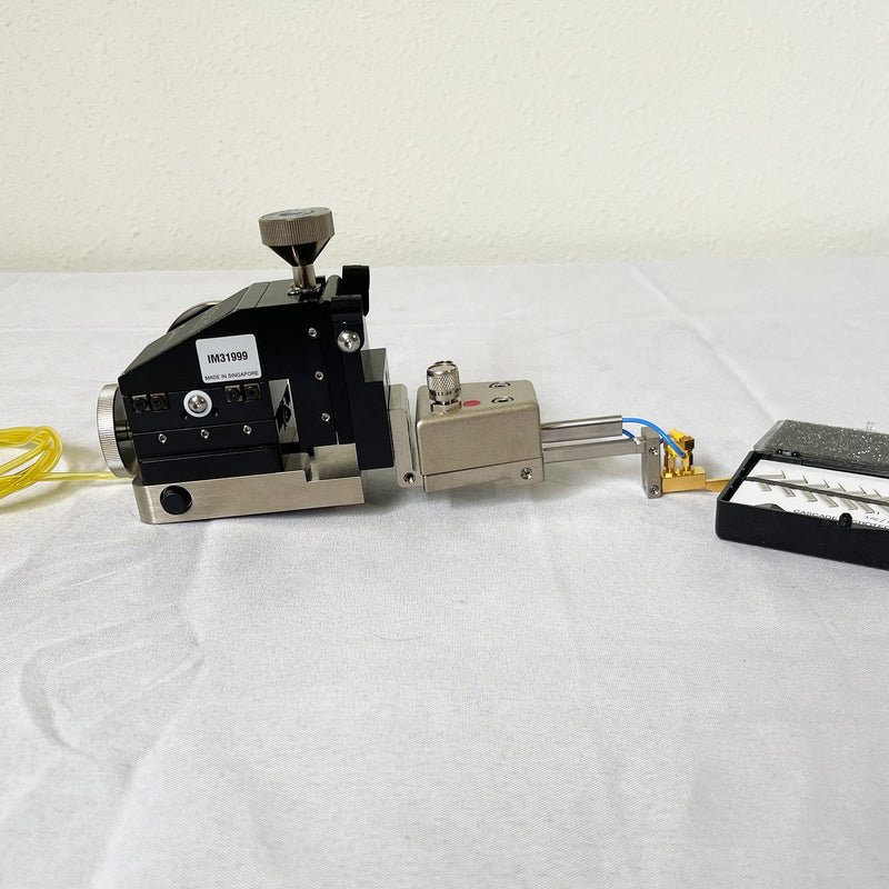 Cascade DCM 210 L Micropositioner