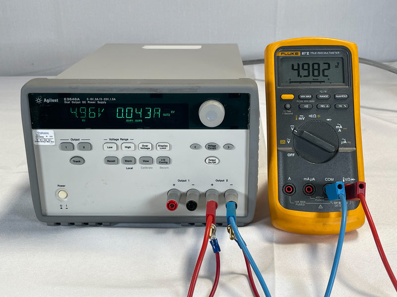 Agilent E 3646 A DC Power Supply