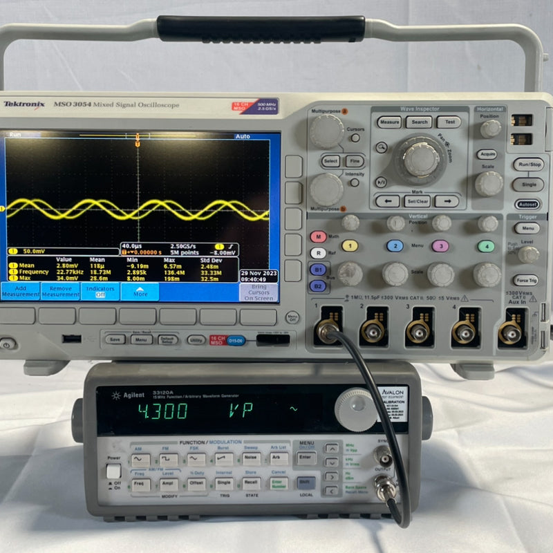 Agilent 33120 A Function / Arbitrary Waveform Generator