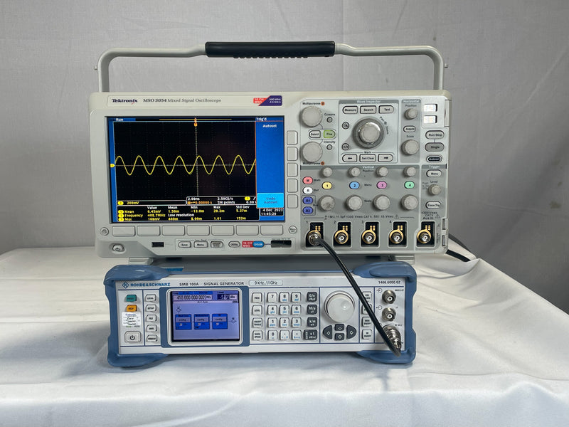 Rohde & Schwarz SMB 100 A Signal Generator