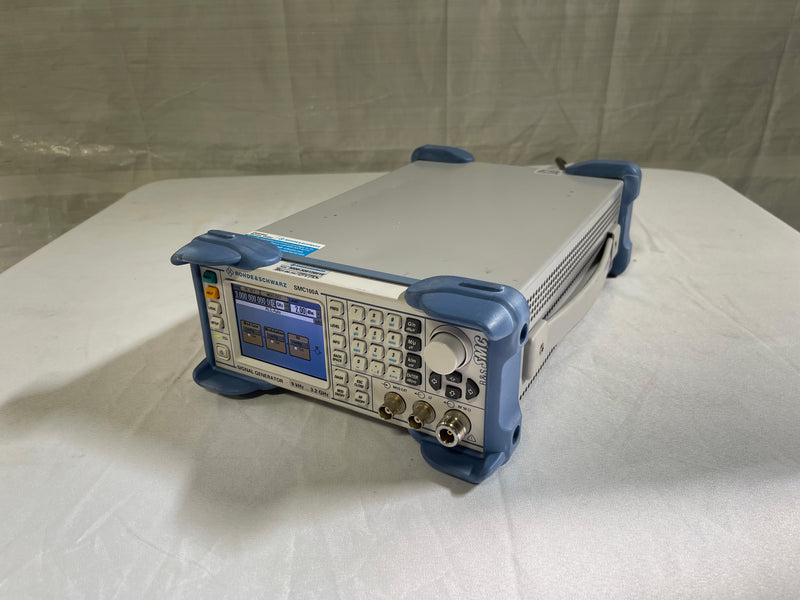 Rohde & Schwarz SMC 100 A Signal Generator