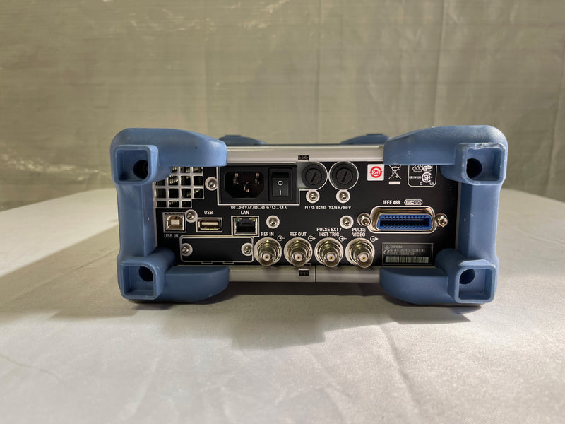 Rohde & Schwarz SMC 100 A Signal Generator