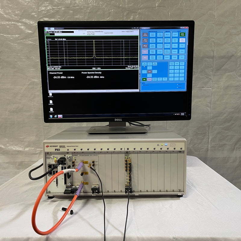 Agilent / Keysight M 9421 A VXT Vector Transceiver