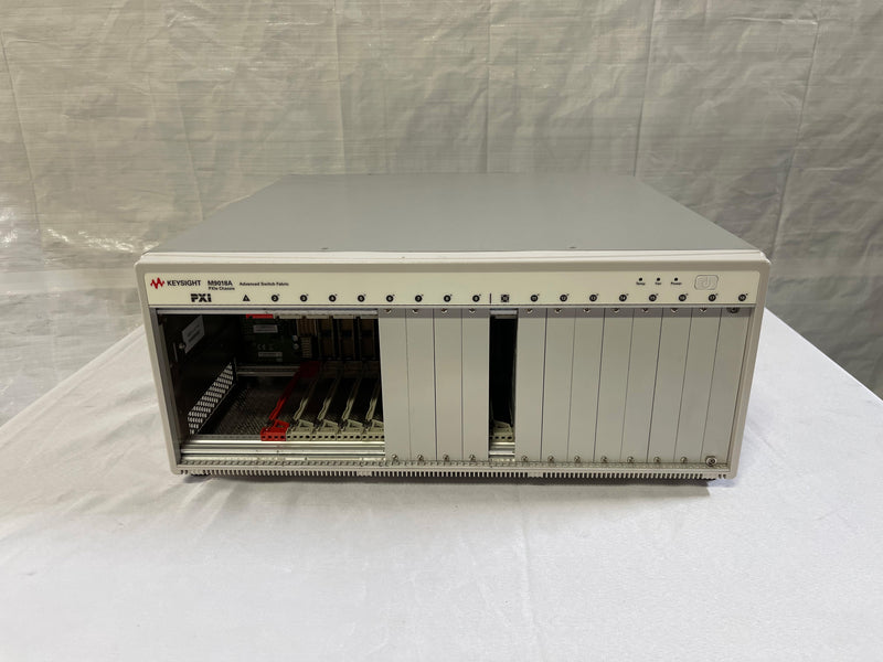 Agilent / Keysight M 9018 A PXIe Chassis Advanced Switch Fabric