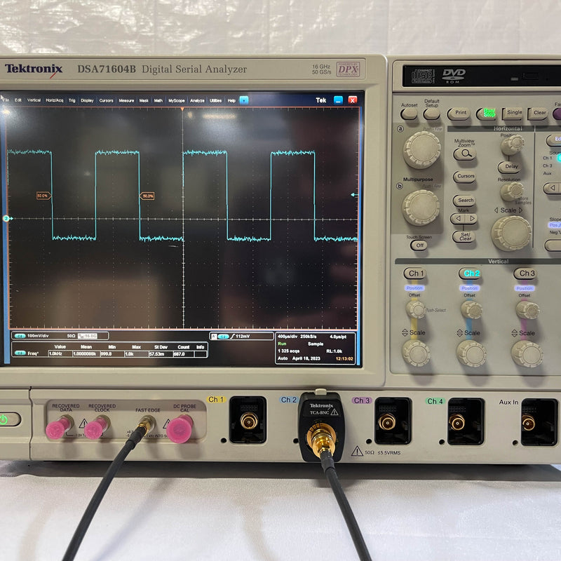 Tektronix DSA 71604 B Digital Serial Analyzer / Oscilloscope