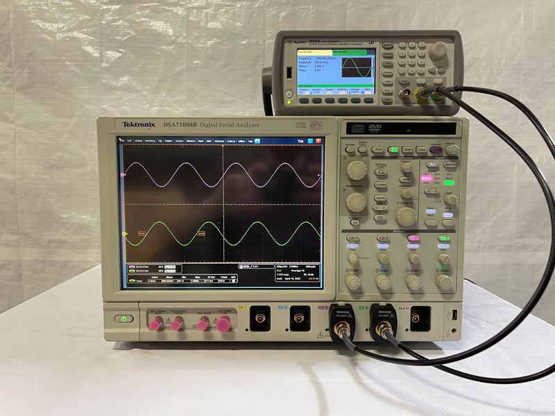 Tektronix DSA 71604 B Digital Serial Analyzer / Oscilloscope