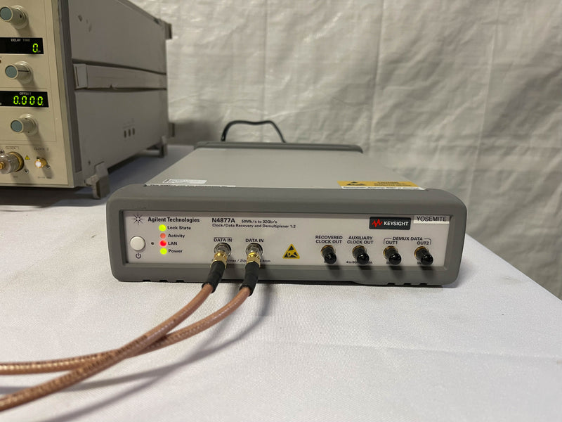 Agilent N 4877 A Clock Data Recovery and Demultiplexer