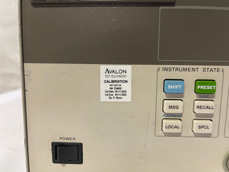 HP / Agilent 83711 B Synthesized CW Generator