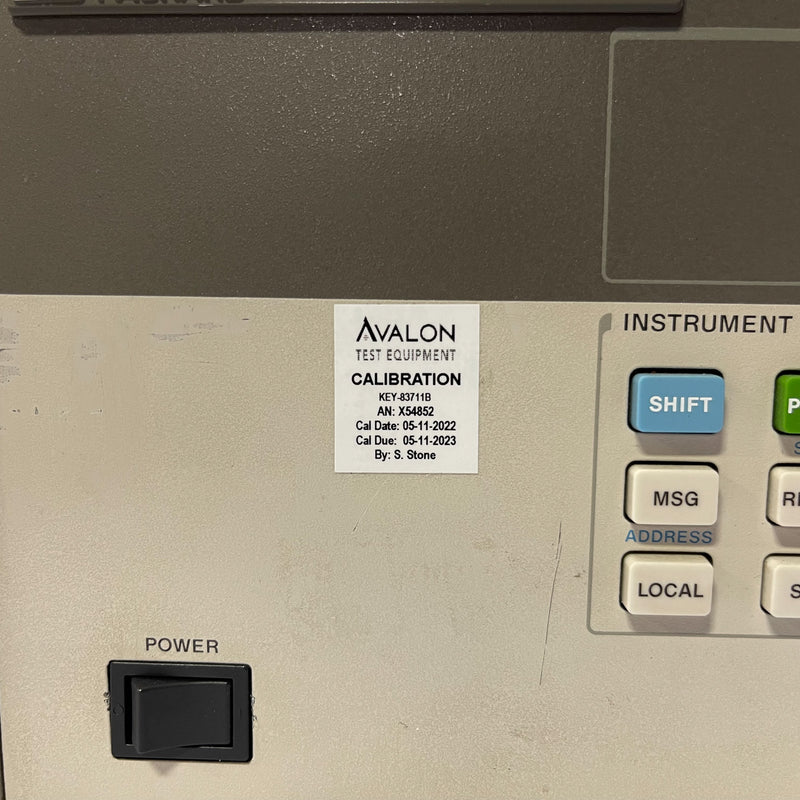 HP / Agilent 83711 B Synthesized CW Generator