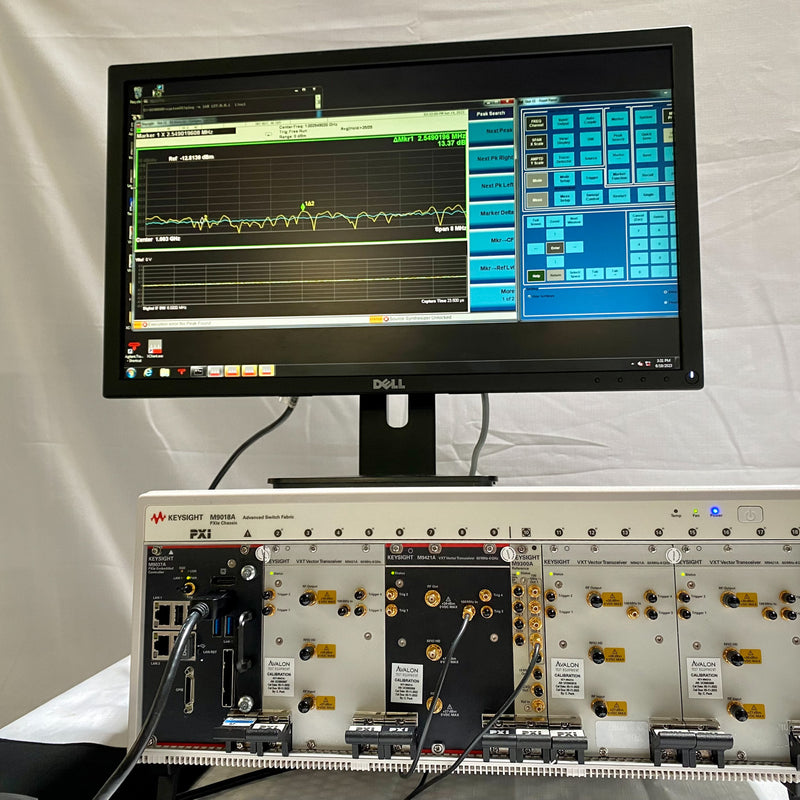 Agilent / Keysight M 9421 A VXT Vector Transceiver