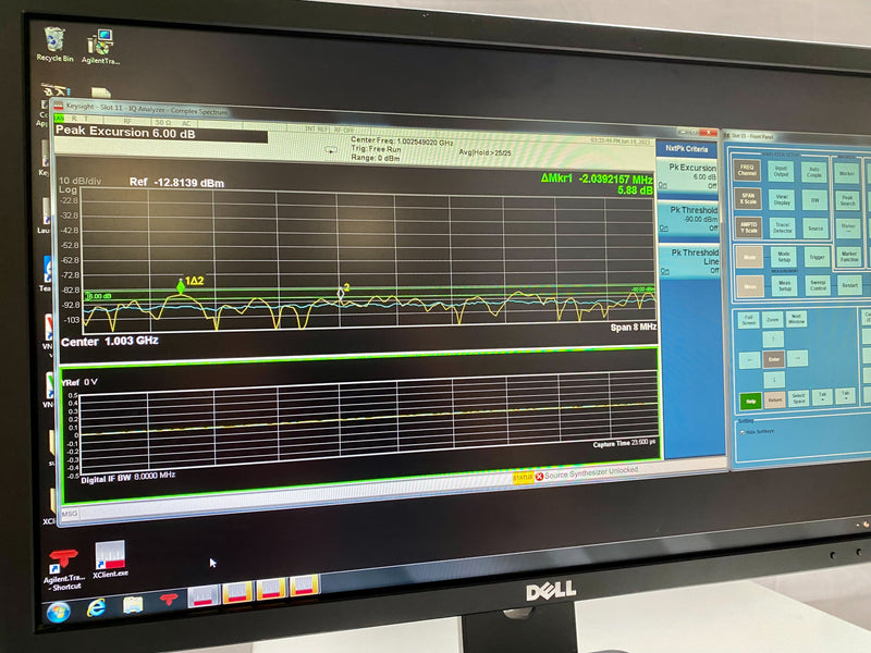 Agilent / Keysight M 9421 A VXT Vector Transceiver