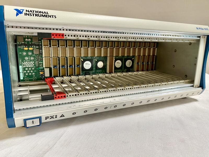 National Instruments NI PXIe 1075 Chassis