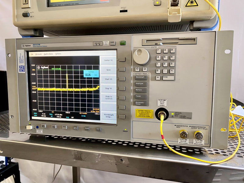 Agilent 86141 B Optical Spectrum Analyzer