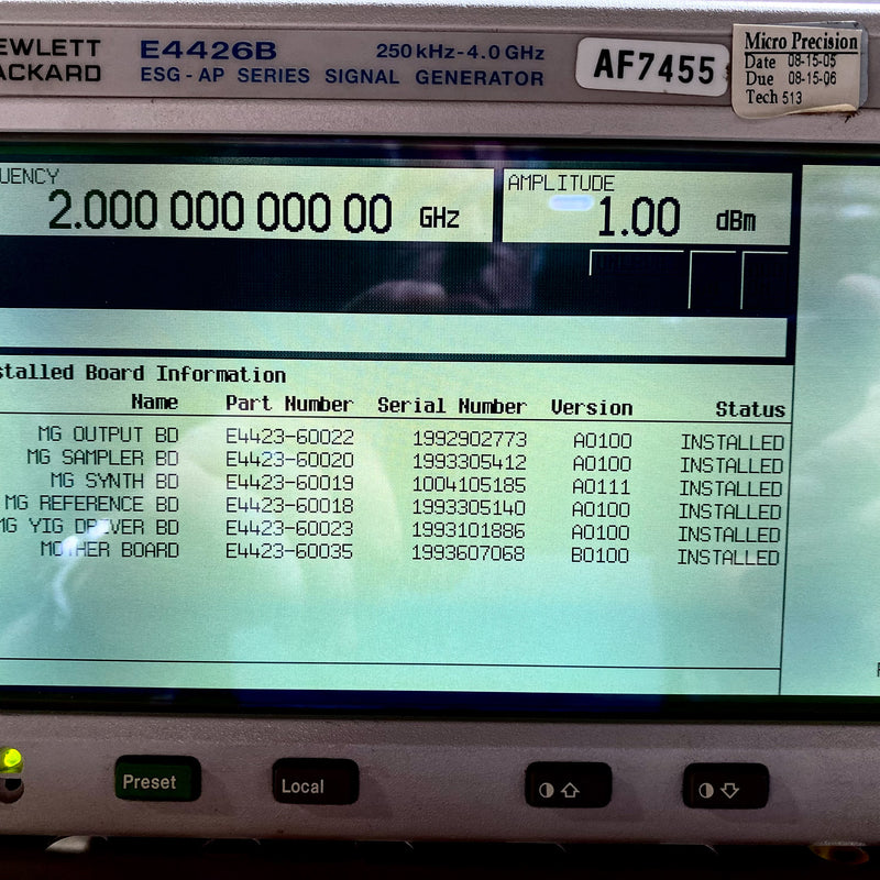 Agilent E 4426 B ESG-AP Series Signal Generator