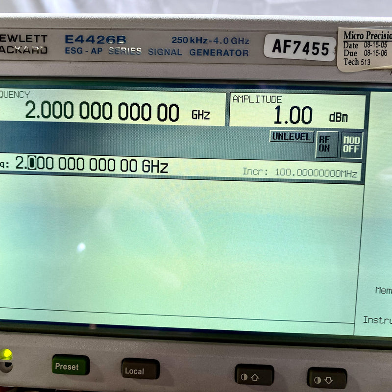 Agilent E 4426 B ESG-AP Series Signal Generator