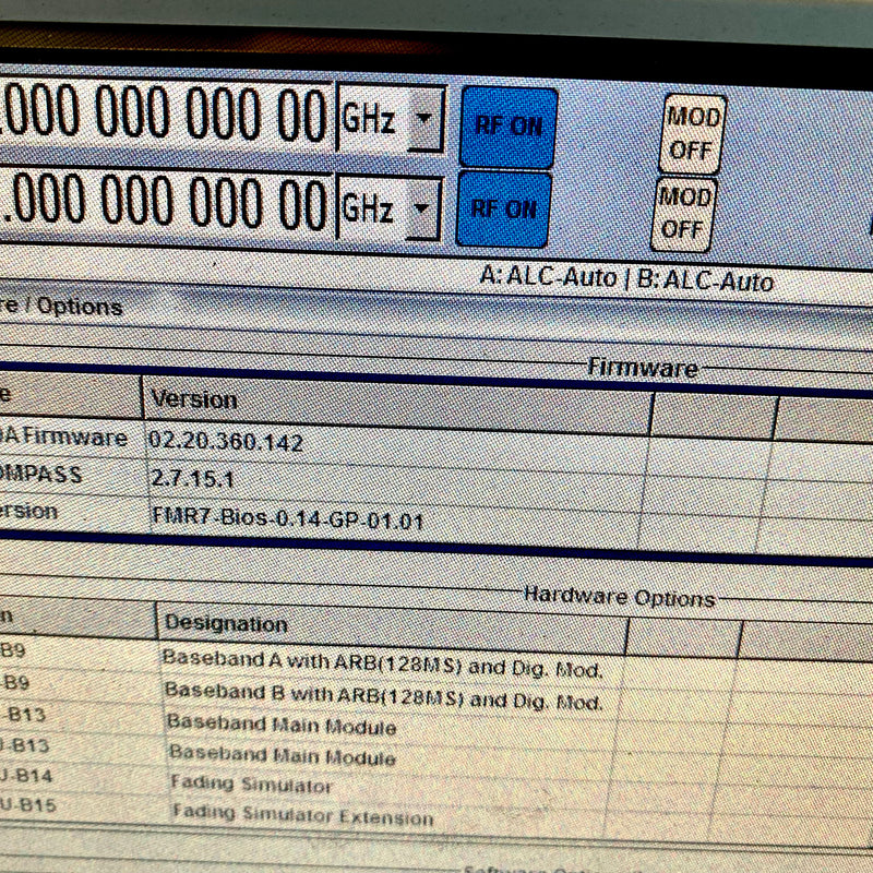 Rohde & Schwarz SMU 200 A Vector Signal Generator